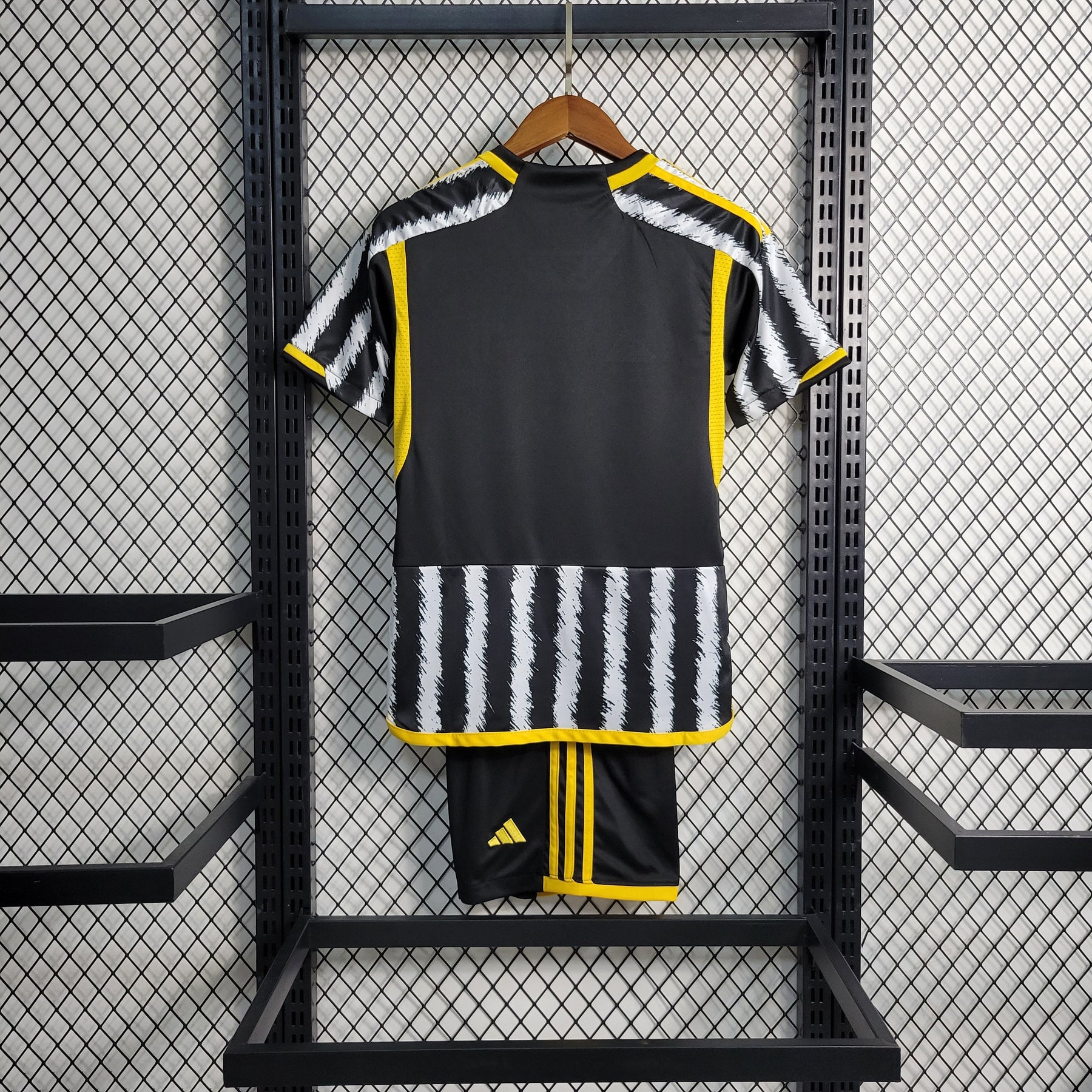 Kit Enfant Juventus 2023 2024