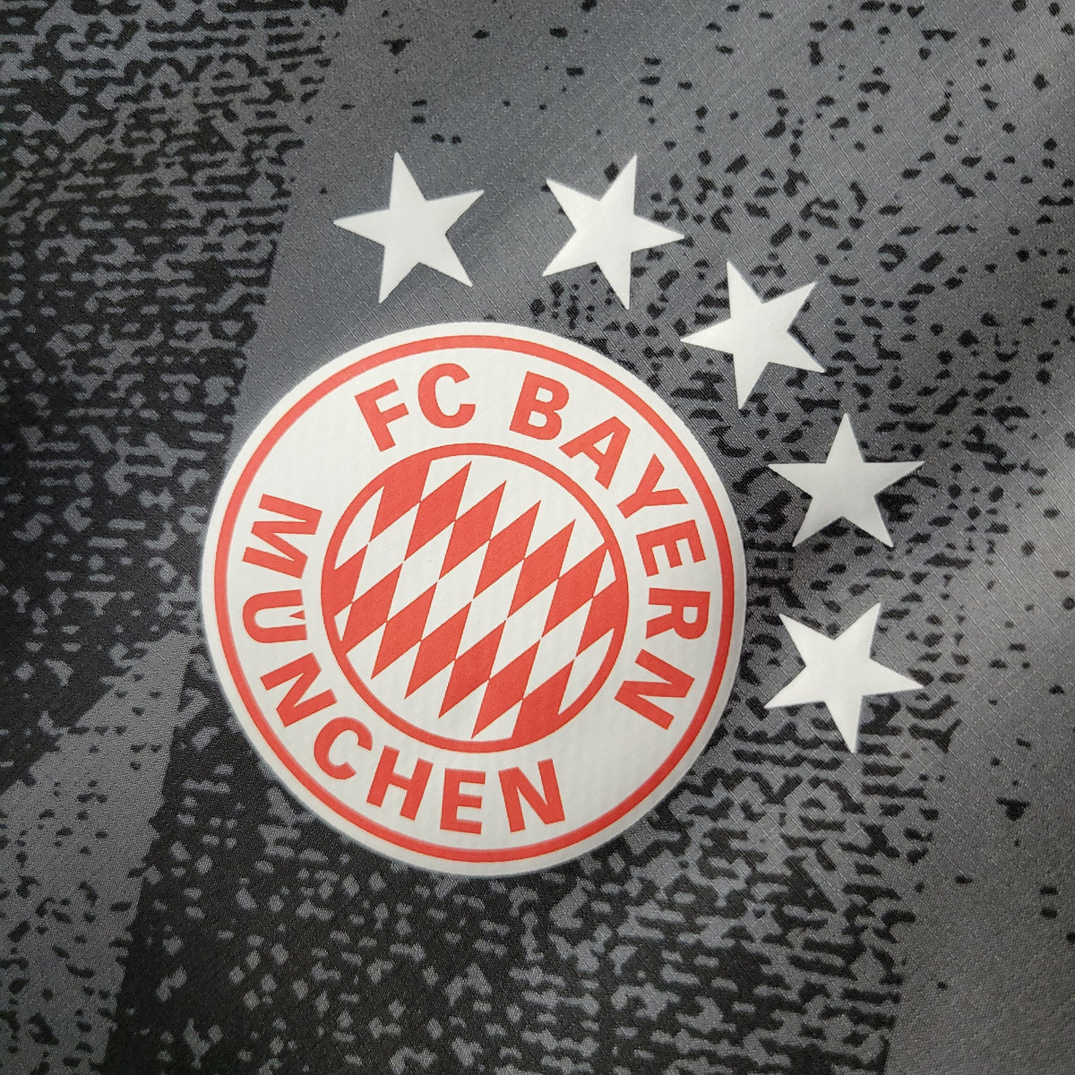 Veste / Survêtement Bayern Munich 2023 2024